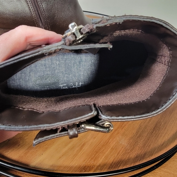 Dr. Scholls Daina Vegan Brown Leather Wedge Ankle Boots Booties Size 9 - Picture 15 of 17